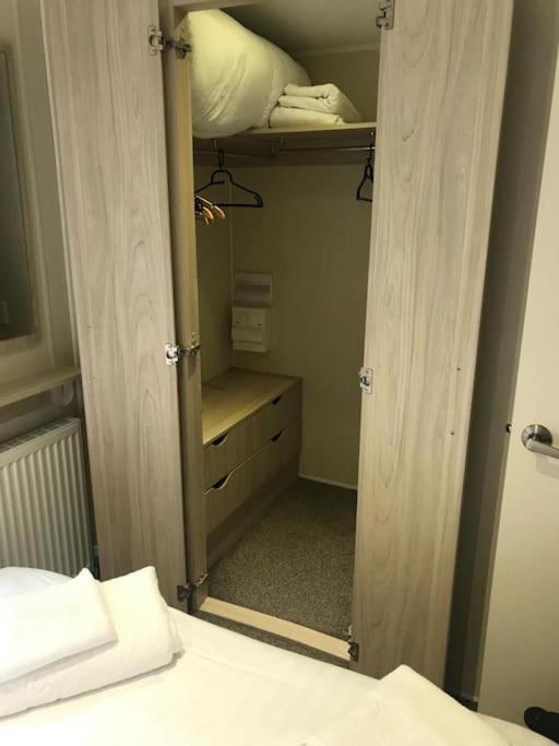 2 Bedroom Caravan. Newquay. Cornwall. New Quay Eksteriør bilde